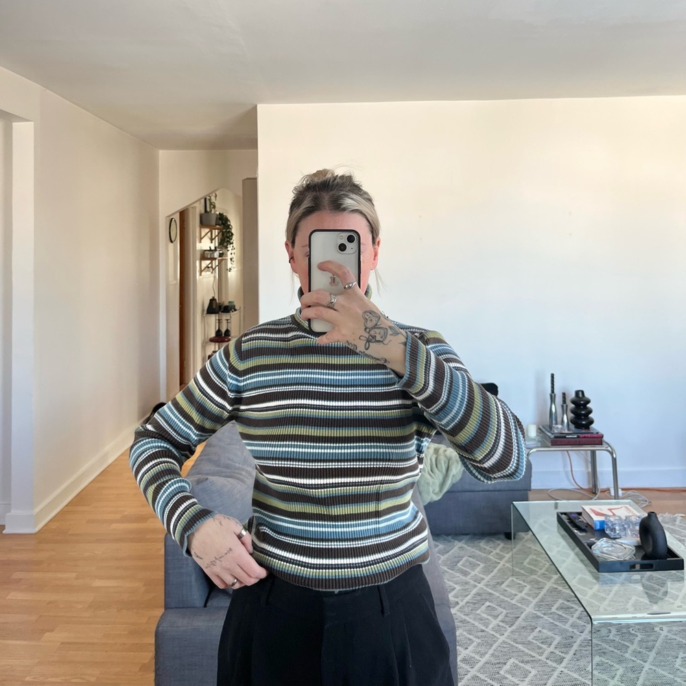 vintage 90’s ribbed turtleneck